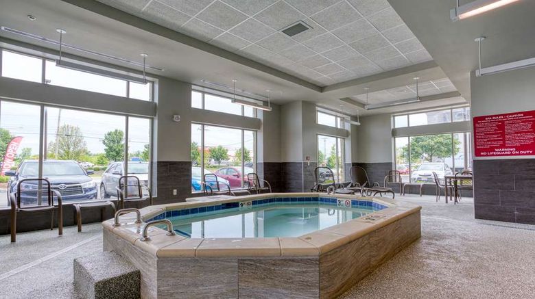 <b>Drury Inn & Suites Cincinnati NE Mason Pool</b>. Images powered by <a href="https://iceportal.shijigroup.com/" title="IcePortal" target="_blank">IcePortal</a>.