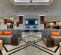 Drury Plaza Hotel Richmond Lobby