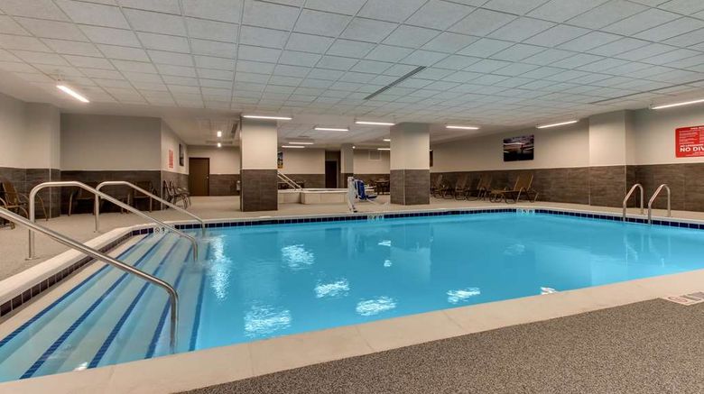 <b>Drury Plaza Hotel Milwaukee Pool</b>. Images powered by <a href="https://iceportal.shijigroup.com/" title="IcePortal" target="_blank">IcePortal</a>.