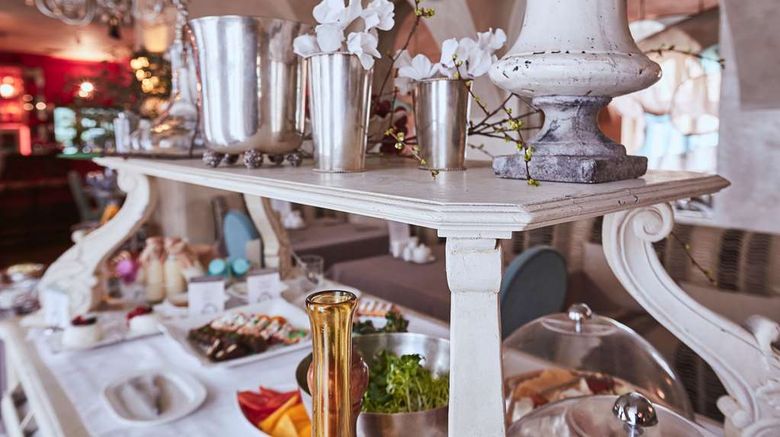 <b>Vozdvyzhensky Boutique Hotel Restaurant</b>. Images powered by <a href="https://iceportal.shijigroup.com/" title="IcePortal" target="_blank">IcePortal</a>.