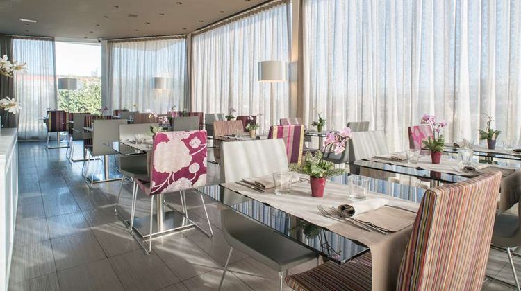 8piuhotel Restaurant