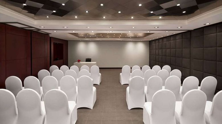 <b>Ramada Plaza by Wyndham Dubai Meeting</b>. Images powered by <a href="https://iceportal.shijigroup.com/" title="IcePortal" target="_blank">IcePortal</a>.