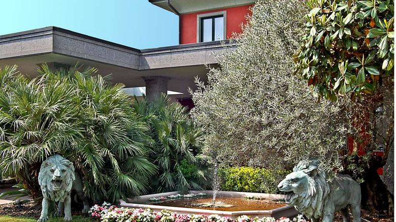 Silver Hotel Exterior. Images powered by <a href="https://iceportal.shijigroup.com" target="_blank" rel="noopener">Ice Portal</a>.