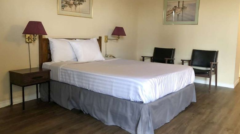 <b>Knights Inn Fort Erie Room</b>. Images powered by <a href="https://iceportal.shijigroup.com/" title="IcePortal" target="_blank">IcePortal</a>.