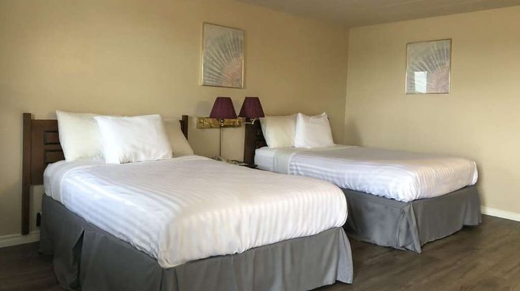 Knights Inn Fort Erie Room