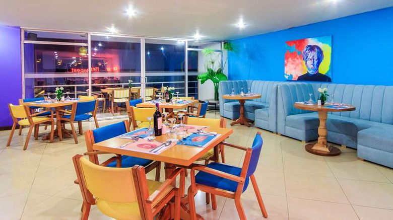 <b>Pop Art Hotel Las Colinas Restaurant</b>. Images powered by <a href="https://iceportal.shijigroup.com/" title="IcePortal" target="_blank">IcePortal</a>.