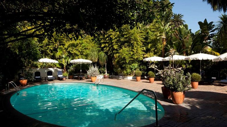 <b>Chateau Marmont Hotel Pool</b>. Images powered by <a href="https://iceportal.shijigroup.com/" title="IcePortal" target="_blank">IcePortal</a>.
