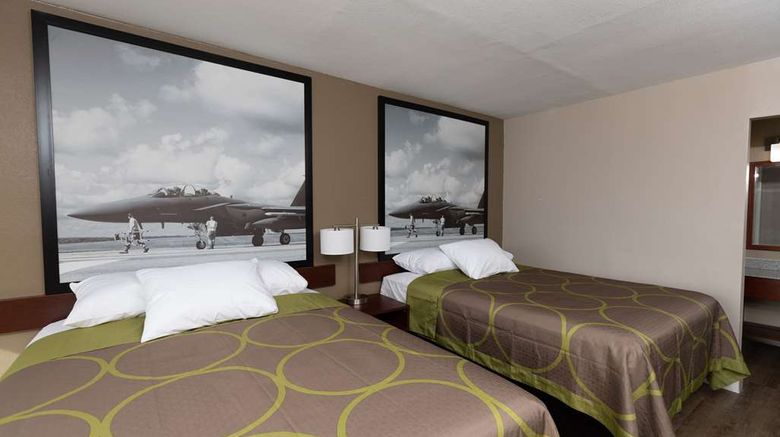 <b>Super 8 by Wyndham Goldsboro Room</b>. Images powered by <a href="https://iceportal.shijigroup.com/" title="IcePortal" target="_blank">IcePortal</a>.