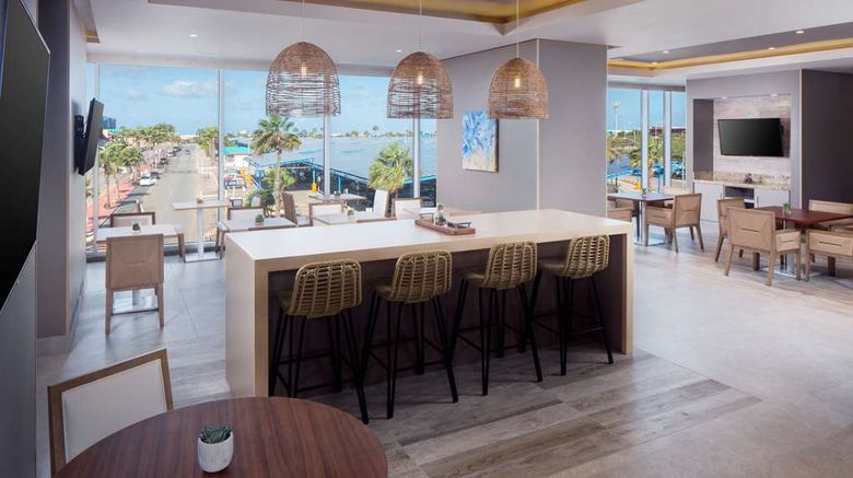 <b>Hyatt Place Aruba Airport Restaurant</b>. Images powered by <a href="https://iceportal.shijigroup.com/" title="IcePortal" target="_blank">IcePortal</a>.