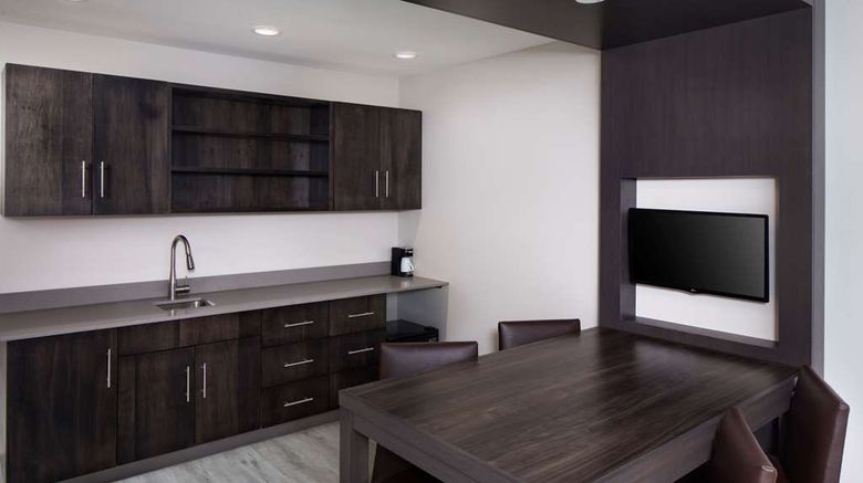 <b>Hyatt Place Poughkeepsie Suite</b>. Images powered by <a href="https://iceportal.shijigroup.com/" title="IcePortal" target="_blank">IcePortal</a>.