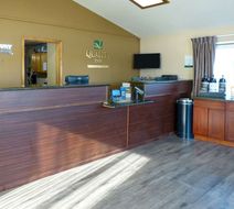 Rodeway Inn and Suites Lobby