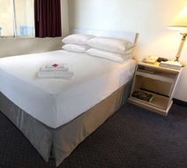 Americas Best Value Inn Story City Room