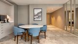 Radisson Blu Conv  & Exhibition Center Suite