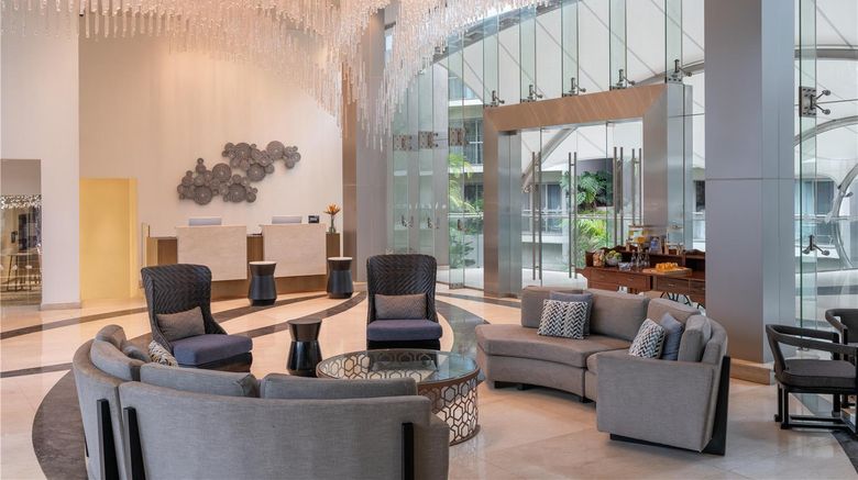 <b>Radisson Blu Hotel & Residence Arboretum Lobby</b>. Images powered by <a href="https://iceportal.shijigroup.com/" title="IcePortal" target="_blank">IcePortal</a>.