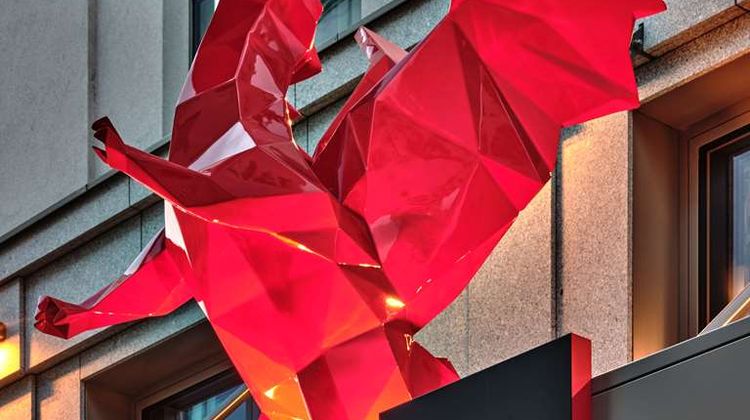 Radisson RED Hotel & Radisson RED Apartm Exterior