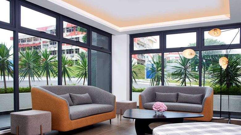 <b>Park Inn by Radisson Putrajaya Lobby</b>. Images powered by <a href="https://iceportal.shijigroup.com/" title="IcePortal" target="_blank">IcePortal</a>.