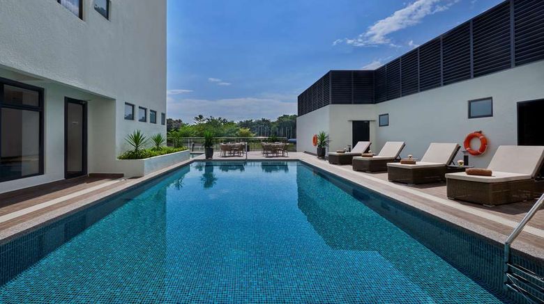 <b>Park Inn by Radisson Putrajaya Pool</b>. Images powered by <a href="https://iceportal.shijigroup.com/" title="IcePortal" target="_blank">IcePortal</a>.