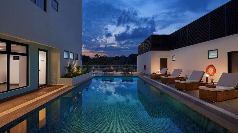 <b>Park Inn by Radisson Putrajaya Pool</b>. Images powered by <a href="https://iceportal.shijigroup.com/" title="IcePortal" target="_blank">IcePortal</a>.