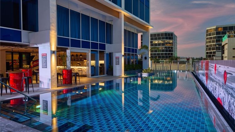 Radisson RED Cebu Mandaue Pool