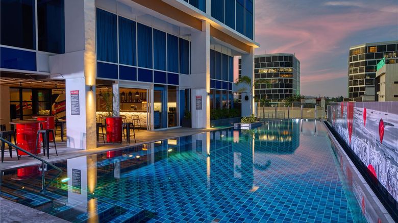 <b>Radisson RED Cebu Mandaue Pool</b>. Images powered by <a href="https://iceportal.shijigroup.com/" title="IcePortal" target="_blank">IcePortal</a>.