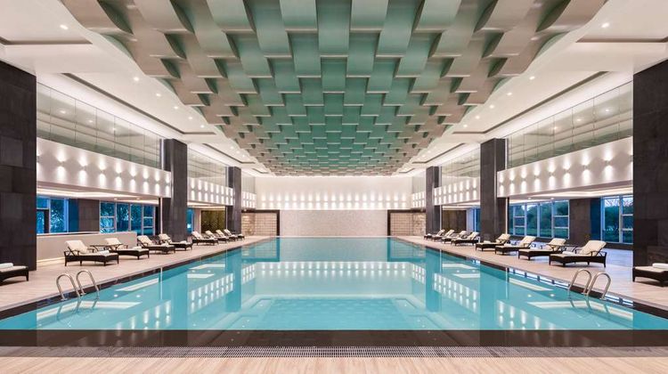 Radisson Blu Hotel Wuhan ETD Zone Pool