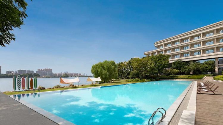 Radisson Blu Hotel Wuhan ETD Zone Pool