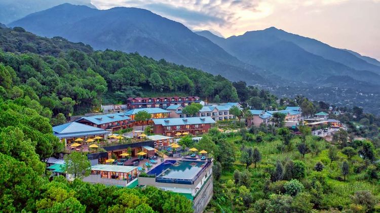Radisson Blu Resort Dharamshala Exterior