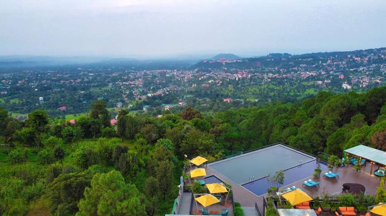 <b>Radisson Blu Resort Dharamshala Pool</b>. Images powered by <a href="https://iceportal.shijigroup.com/" title="IcePortal" target="_blank">IcePortal</a>.