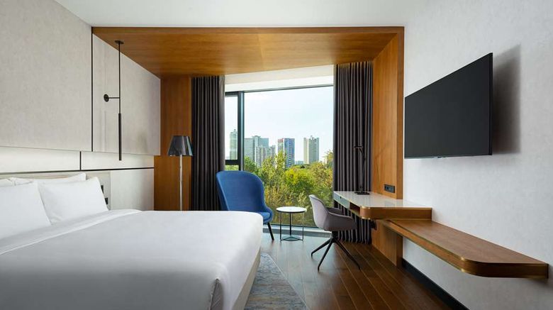 <b>Radisson Blu Leninsky Prospect Hotel Room</b>. Images powered by <a href="https://iceportal.shijigroup.com/" title="IcePortal" target="_blank">IcePortal</a>.