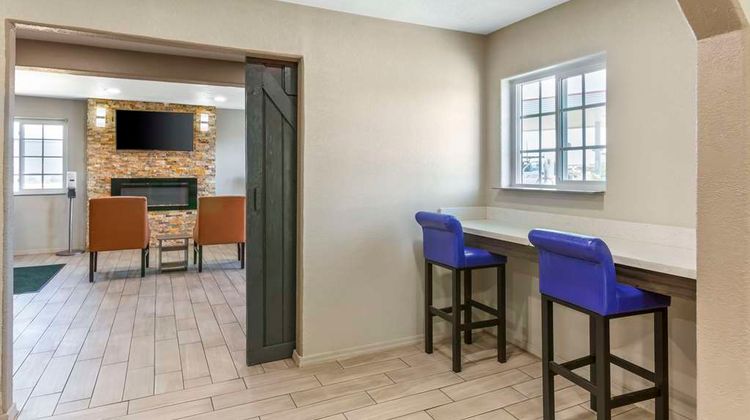Quality Inn Show Low Restaurant