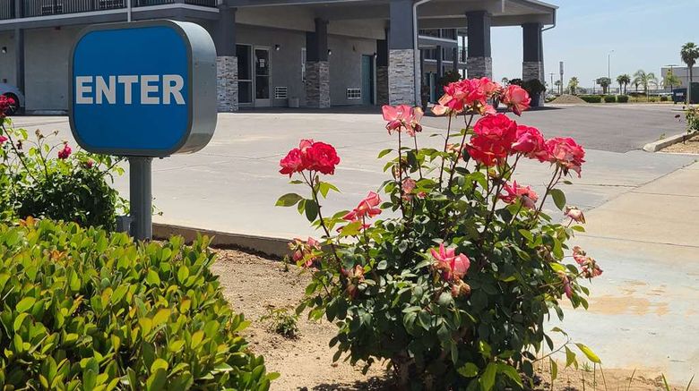 SureStay Hotel by BW Chowchilla Yosemite Exterior. Images powered by <a href="https://iceportal.shijigroup.com" target="_blank" rel="noopener">Ice Portal</a>.