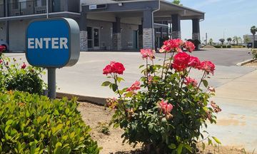 SureStay Hotel by BW Chowchilla Yosemite