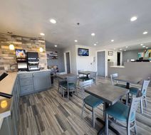 SureStay Hotel by BW Chowchilla Yosemite Lobby