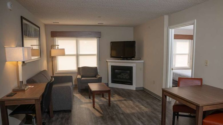 <b>Hawthorn Suites by Wyndham Erie Health</b>. Images powered by <a href="https://iceportal.shijigroup.com/" title="IcePortal" target="_blank">IcePortal</a>.