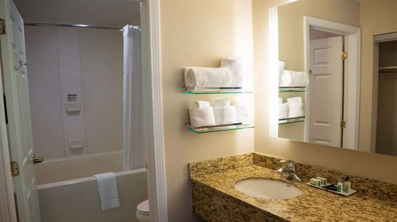 <b>Hawthorn Suites by Wyndham Erie Room</b>. Images powered by <a href="https://iceportal.shijigroup.com/" title="IcePortal" target="_blank">IcePortal</a>.