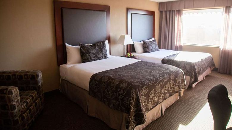 <b>Medicine Hat Lodge Hotel Room</b>. Images powered by <a href="https://iceportal.shijigroup.com/" title="IcePortal" target="_blank">IcePortal</a>.