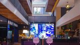 <b>Las Suites Campos Eliseos Lobby</b>. Images powered by <a href="https://iceportal.shijigroup.com/" title="IcePortal" target="_blank">IcePortal</a>.
