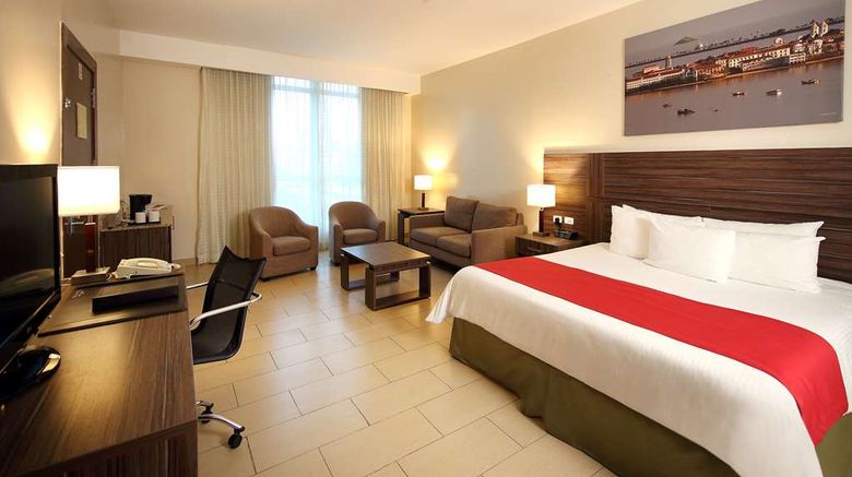 <b>Victoria Hotel And Suites Panama Room</b>. Images powered by <a href="https://iceportal.shijigroup.com/" title="IcePortal" target="_blank">IcePortal</a>.