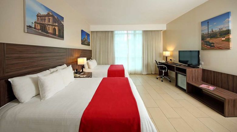 <b>Victoria Hotel And Suites Panama Room</b>. Images powered by <a href="https://iceportal.shijigroup.com/" title="IcePortal" target="_blank">IcePortal</a>.