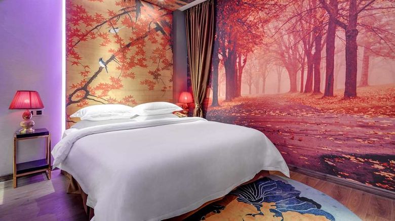 <b>Days Hotel by Wyndham Guangzhou Hantian Room</b>. Images powered by <a href="https://iceportal.shijigroup.com/" title="IcePortal" target="_blank">IcePortal</a>.