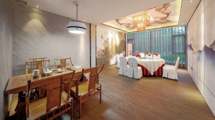 Days Hotel by Wyndham Guangzhou Hantian Restaurant