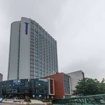 Days Hotel by Wyndham Chongqing Keyuan