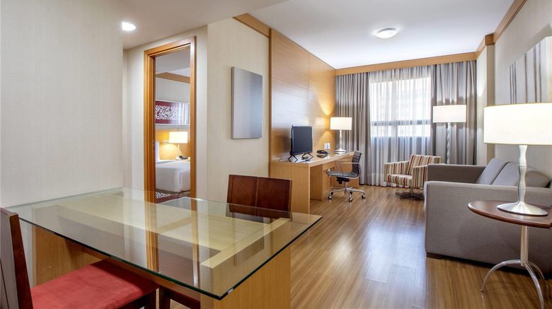 <b>Hotel Brasil 21 Convention by Melia Room</b>. Images powered by <a href="https://iceportal.shijigroup.com/" title="IcePortal" target="_blank">IcePortal</a>.