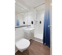 Travelodge Marlow Room