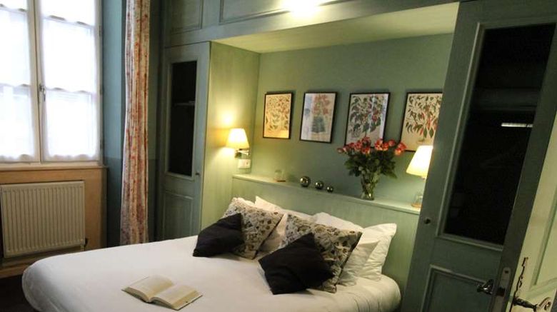 <b>Hotel De Garlande Room</b>. Images powered by <a href="https://iceportal.shijigroup.com/" title="IcePortal" target="_blank">IcePortal</a>.