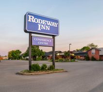 Rodeway Inn Festival Exterior