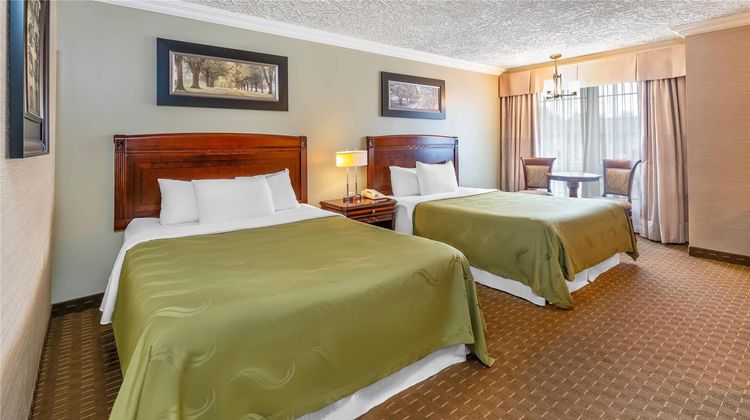 Rodeway Inn Festival Suite