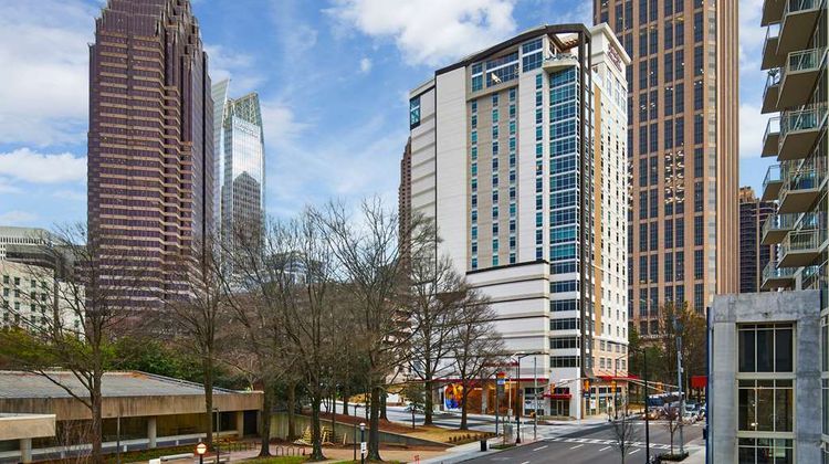 Hampton Inn & Suites Atlanta Midtown Exterior