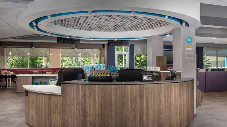 <b>Tru Hilton Charleston Ashley Phosphate Lobby</b>. Images powered by <a href="https://iceportal.shijigroup.com/" title="IcePortal" target="_blank">IcePortal</a>.