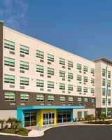 Tru Hilton Charleston Ashley Phosphate